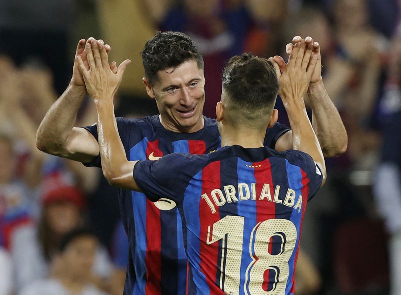 © Reuters. FOTO DE ARCHIVO. Barcelona vs Villareal REUTERS/Albert Gea