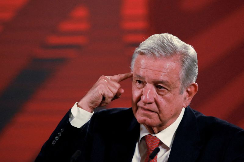 &copy; Reuters. Imagem de arquivo: O presidente do México, Andrés Manuel López Obrador, em entrevista coletiva. REUTERS/Henry Romero/Arquivo