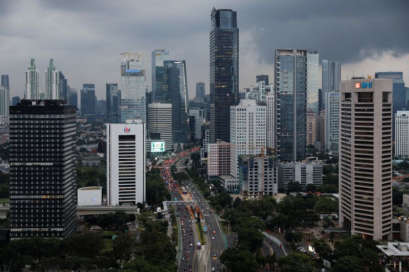 &copy; Reuters. FILE PHOTO: General view of the business district in Jakarta, Indonesia, August 4, 2022. REUTERS/Willy Kurniawan
