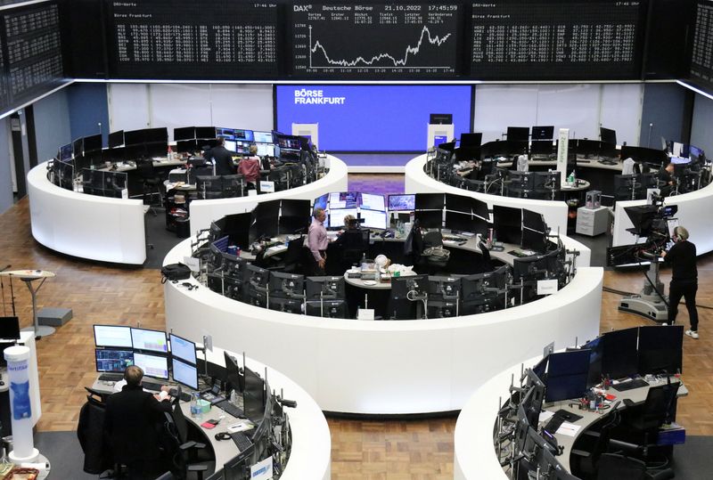 &copy; Reuters. The German share price index DAX graph is pictured following the IPO of Porsche at the stock exchange in Frankfurt, Germany, October 21, 2022.    REUTERS/Staff