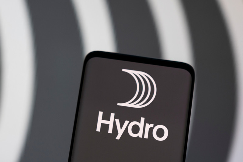Norsk Hydro Q3 beats forecast, outlook more uncertain