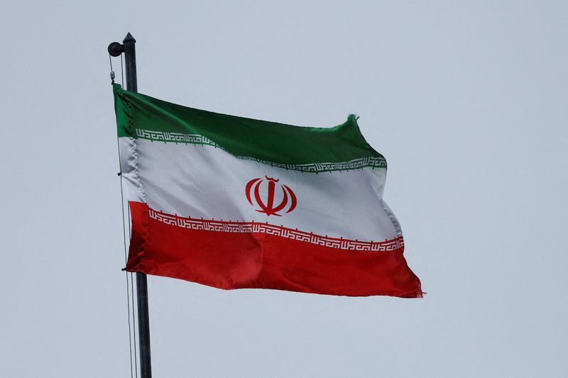 &copy; Reuters. Photo d'archives du drapeau iranien. /Photo prise le 24 septembre 2022/REUTERS/Valentyn Ogirenko