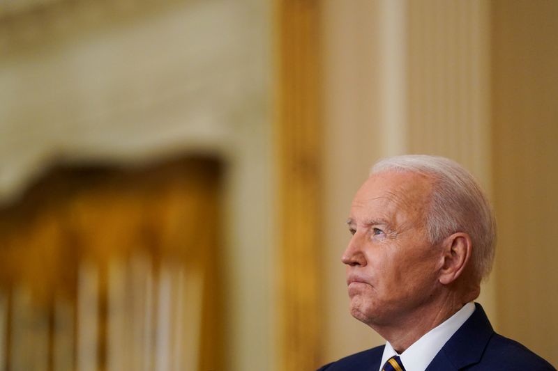 Midterm elections outlook darkens for Biden's White House