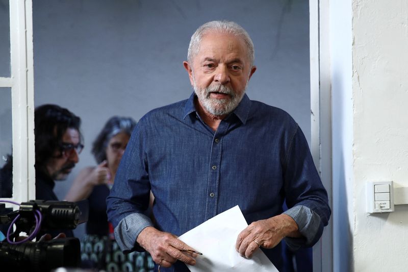 &copy; Reuters. Ex-presidente Luiz Inácio Lula da Silva durante evento com prefeitos em São Paulo
26/10/2022 REUTERS/Carla Carniel