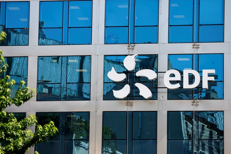&copy; Reuters. FILE PHOTO: The company logo of Electricite de France (EDF) is seen on the facade of EDF's headquarters in Paris, France, July 22, 2021. REUTERS/Sarah Meyssonnier