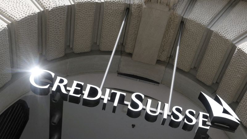 &copy; Reuters. FILE PHOTO: FILE PHOTO: The logo of Swiss bank Credit Suisse is seen at its headquarters in Zurich, Switzerland October 4, 2022. REUTERS/Arnd Wiegmann/File Photo