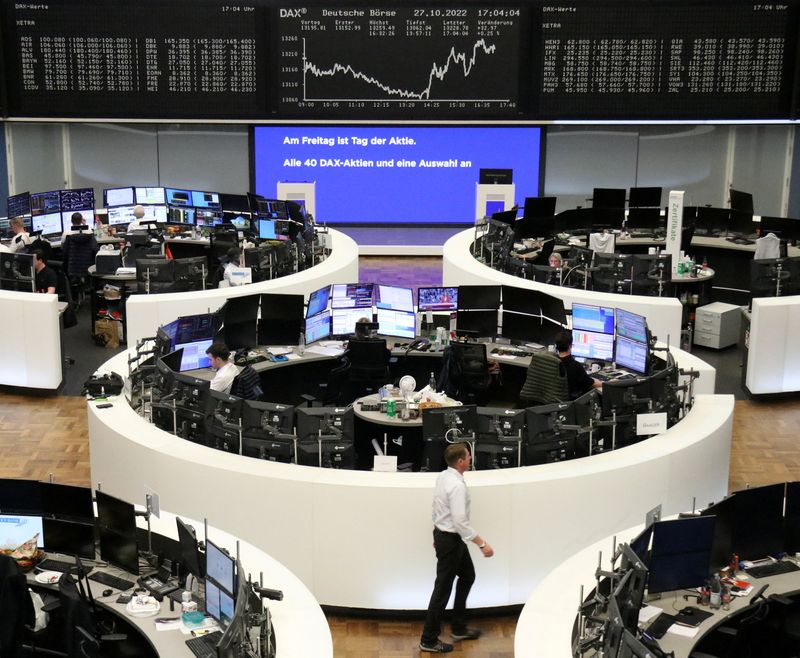 European shares close higher, tracking Wall Street gains