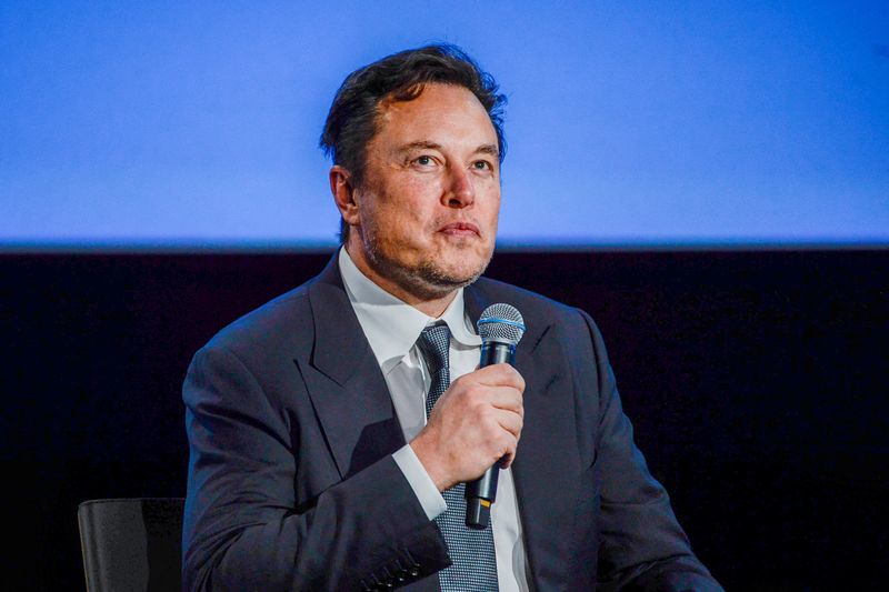 &copy; Reuters. FILE PHOTO: Tesla founder Elon Musk attends Offshore Northern Seas 2022 in Stavanger, Norway August 29, 2022. NTB/Carina Johansen via REUTERS