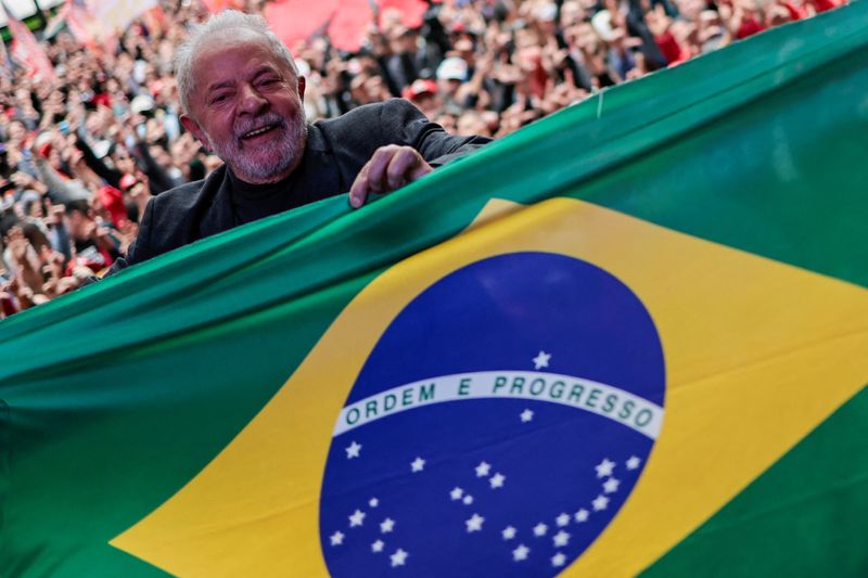 &copy; Reuters. Lula durante ato de campanha em Curitiba. 
17/09/2022
Ueslei Marcelino/Reuters