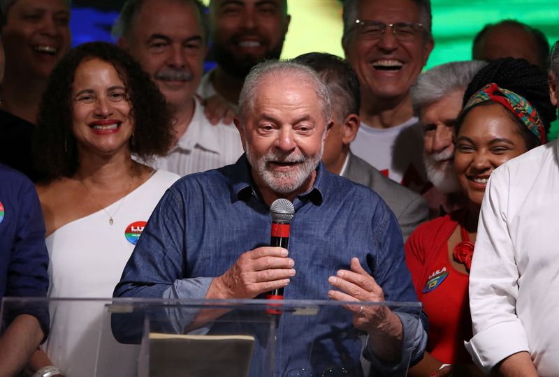 &copy; Reuters. Brazil's former President and presidential candidate Luiz Inacio Lula da Silva speaks at an election night gathering on the day of the Brazilian presidential election run-off, in Sao Paulo, Brazil October 30, 2022. REUTERS/Carla Carniel