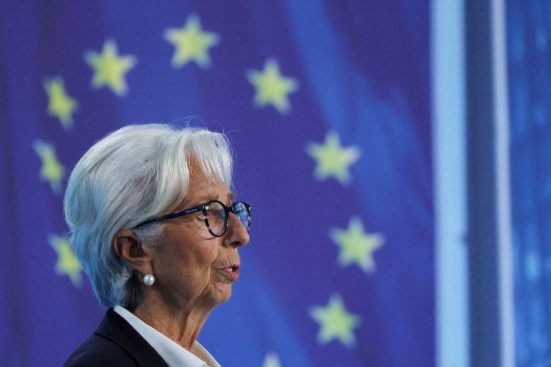 &copy; Reuters. FILE PHOTO: European Central Bank (ECB) President Christine Lagarde speaks during a news conference following the ECB's monetary policy meeting in Frankfurt, Germany October 27, 2022. REUTERS/Wolfgang Rattay//File Photo