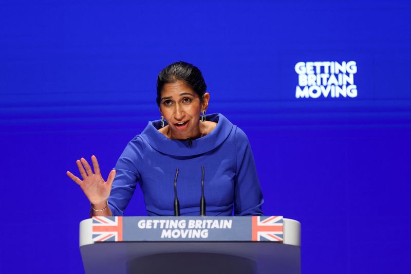&copy; Reuters. FILE PHOTO: British Secretary of State for the Home Department Suella Braverman speaks during Britain's Conservative Party's annual conference, in Birmingham, Britain, October 4, 2022. REUTERS/Hannah McKay/File Photo