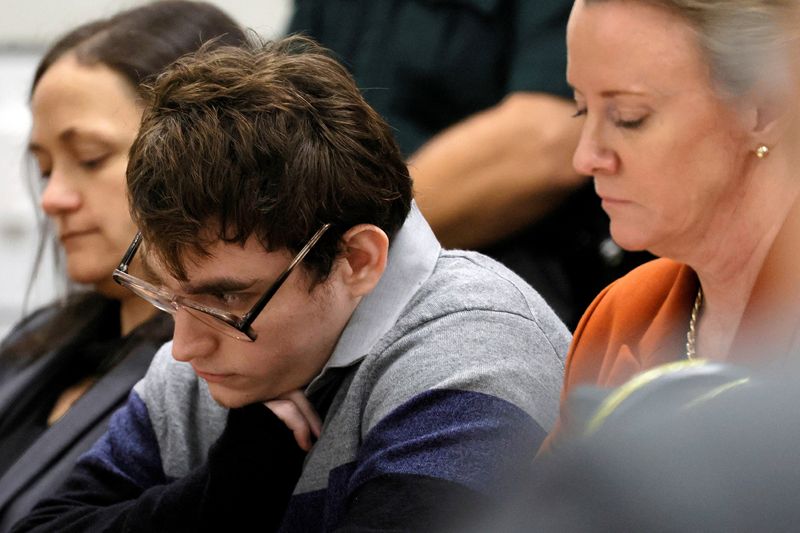 &copy; Reuters. Marjory Stoneman Douglas High School shooter Nikolas Cruz sits at the defense table as the verdicts are read in his trial at the Broward County Courthouse in Fort Lauderdale, Florida, U.S., October 13, 2022.  Amy Beth Bennett/South Florida Sun Sentinel/Po