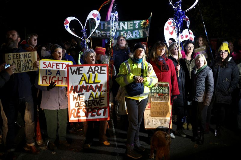 &copy; Reuters. People hold a vigil calling for the immigration processing centre to be closed in Manston, Britain, November 2, 2022. REUTERS/Henry Nicholls