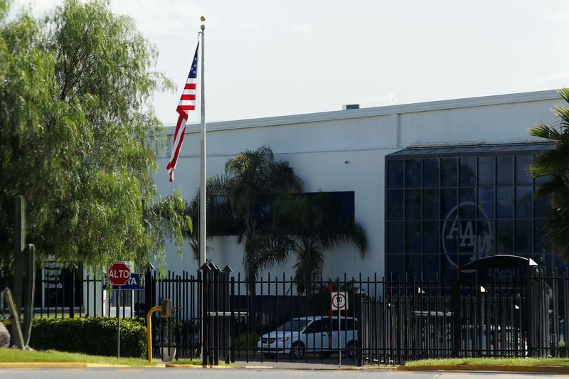 &copy; Reuters. FILE PHOTO: A general view shows American Axle & Manufacturing (AAM) plant, an automotive supplier to GM, in Silao, Mexico October 9, 2019. Picture taken October 9, 2019. REUTERS/Sergio Maldonado