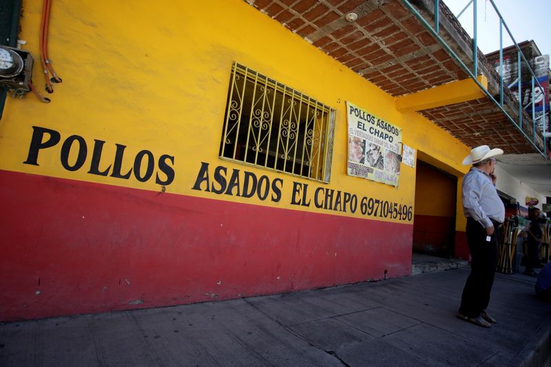 &copy; Reuters. Imagem de arquivo: restaurante chamado "El Chapo", na terra natal do narcotraficante Joaquín "El Chapo" Guzmán, Badiraguato. 15 fevereiro, 2019. REUTERS/Daniel Becerril/Arquivo