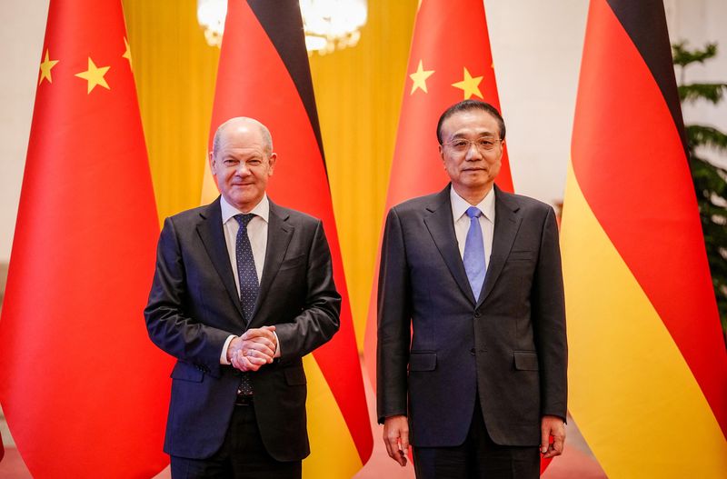 &copy; Reuters.  １１月４日、中国を訪問中のドイツのショルツ首相は、ドイツが一つの中国政策を追求することを再確認した上で、地域の安定と平和を巡る懸念の拡大に対処する方針を示した。写真は北