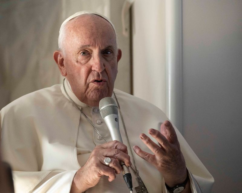 Papa, kadın yöneticilerin Vatikan'ı erkeklerden daha fazla iyileştirdiğini söyledi