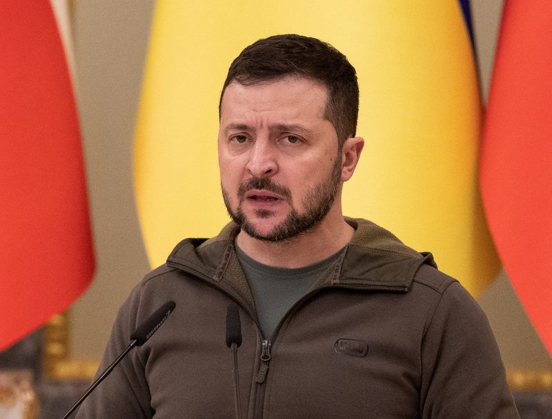 &copy; Reuters. Ukraine's President Volodymyr Zelenskiy speaks during a joint news conference with Czech Prime Minister Petr Fiala (not seen), as Russia's attack on Ukraine continues, in Kyiv, Ukraine October 31, 2022.  REUTERS/Viacheslav Ratynskyi