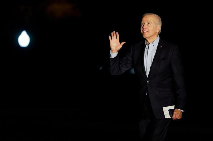 &copy; Reuters. El Presidente de EEUU Joe Biden gesticula en la Casa Blanca
 Nov 6, 2022. REUTERS/Elizabeth Frantz