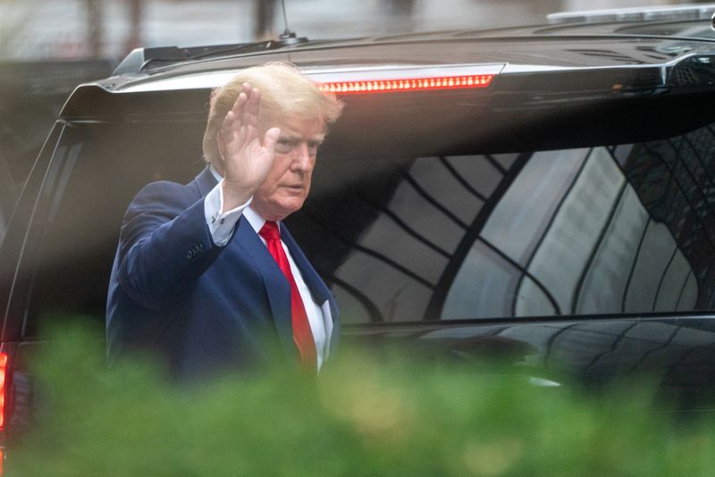 &copy; Reuters. FILE PHOTO: Donald Trump departs Trump Tower two days after FBI agents raided his Mar-a-Lago Palm Beach home, in New York City, New york, U.S., August 10, 2022. REUTERS/David 'Dee' Delgado