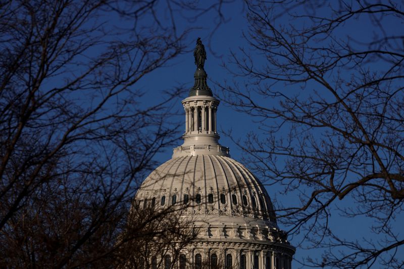 &copy; Reuters. FILE PHOTO: A view of the U.S. Capitol building as the sunrises in Washington, U.S., February 10, 2022. REUTERS/Brendan McDermid/File Photo