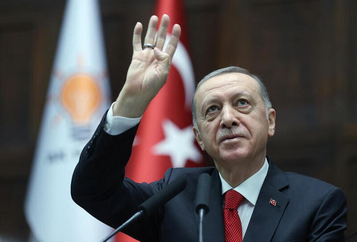 &copy; Reuters.  トルコのエルドアン大統領は８日、北大西洋条約機構（ＮＡＴＯ）加盟に向けてスウェーデンがテロ対策の義務を果たすための具体的な措置を講じることを期待していると述べた。写真は