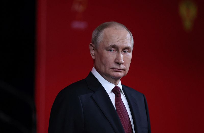 &copy; Reuters. الرئيس الروسي فلاديمير بوتين في موسكو يوم الأربعاء. صورة لرويترز من ممثل لوكالات الأنباء. 