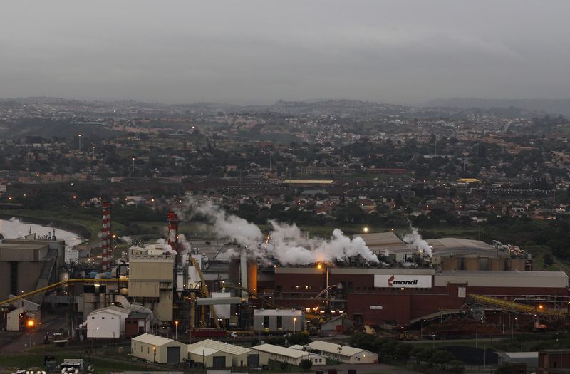 &copy; Reuters. FILE PHOTO: A general view of the Mondi paper factory is seen in Merebank, Durban November 29, 2011. REUTERS/Siphiwe Sibeko/File Photo