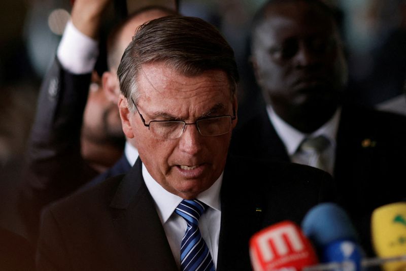 &copy; Reuters. Presidente Jair Bolsonaro durante pronunciamento no Palácio da Alvorada
01/11/2022 REUTERS/Adriano Machado