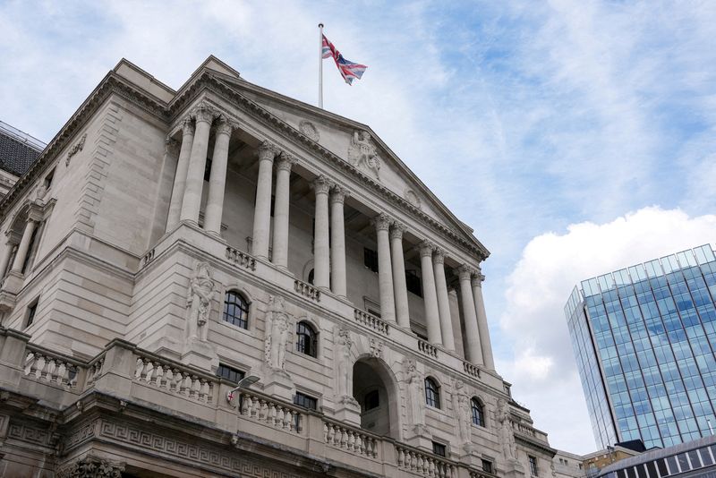 &copy; Reuters. FILE PHOTO: A general view of the Bank of England (BoE) building, the BoE confirmed to raise interest rates to 1.75%, in London, Britain, August 4, 2022. REUTERS/Maja Smiejkowska