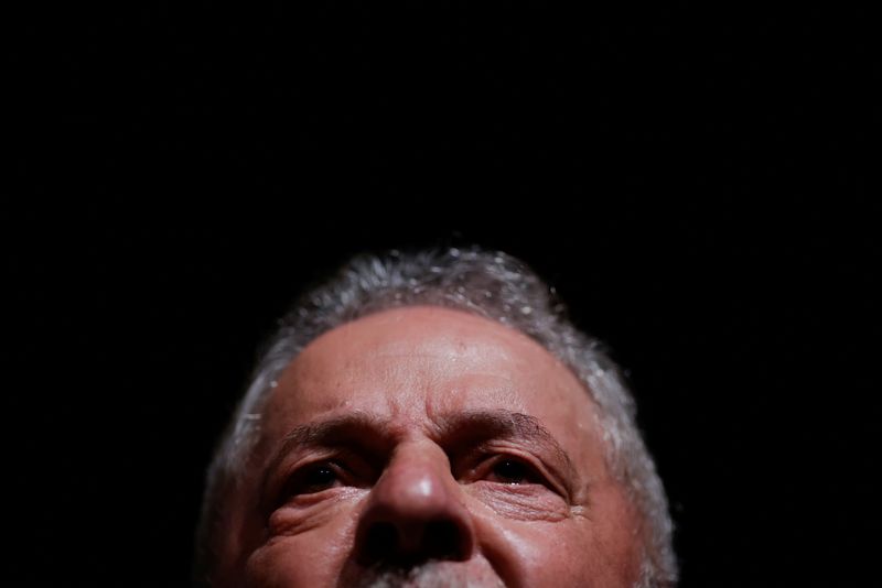&copy; Reuters. Presidente eleito Luiz Inácio Lula da Silva durante reunião com membros da equipe de transição
10/11/2022
REUTERS/Adriano Machado