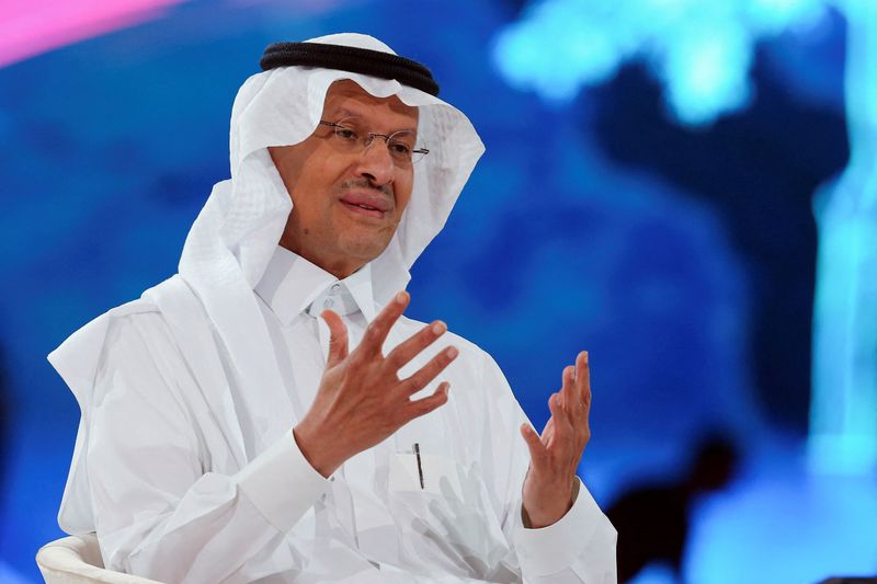 &copy; Reuters. وزير الطاقة السعودي الأمير عبد العزيز بن سلمان يتحدث في مؤتمر مبادرة مستقبل الاستثمار في الرياض يوم 25 أكتوبر تشرين الأول 2022. تصوير: أحمد يسر