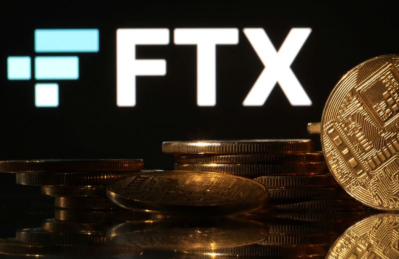 &copy; Reuters. FILE PHOTO: Representations of cryptocurrencies are seen in front of displayed FTX logo in this illustration taken November 10, 2022. REUTERS/Dado Ruvic/Illustration/File Photo