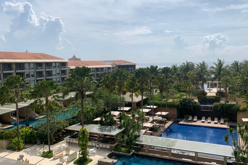 &copy; Reuters. Vista del Hotel Mulia en la isla turística indonesia de Bali, donde el presidente estadounidense Joe Biden y el presidente chino Xi Jinping se reunirán en Nusa Dua, Bali, Indonesia, el 14 de noviembre de 2022. REUTERS/Yuddy Cahya Budiman