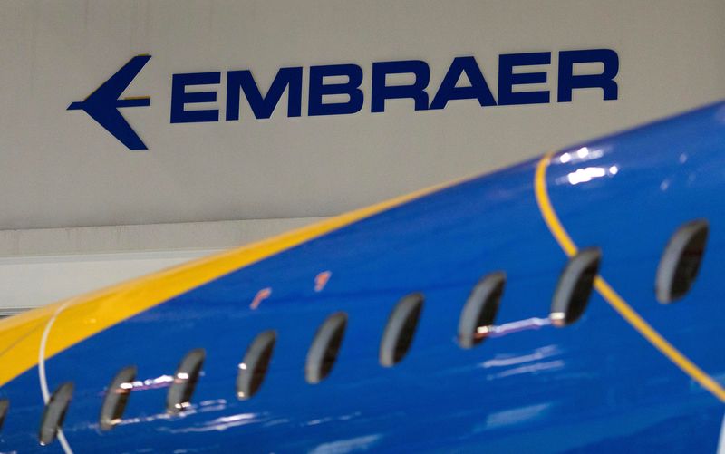 &copy; Reuters. FILE PHOTO: The logo of Brazilian planemaker Embraer SA is seen at the company's headquarters in Sao Jose dos Campos, Brazil February 28, 2018. REUTERS/Roosevelt Cassio/File Photo