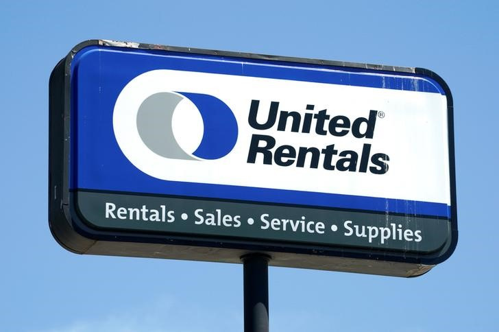 © Reuters. The sign outside of the United Rentals store in Denver, Colorado July 19, 2017.  REUTERS/Rick Wilking