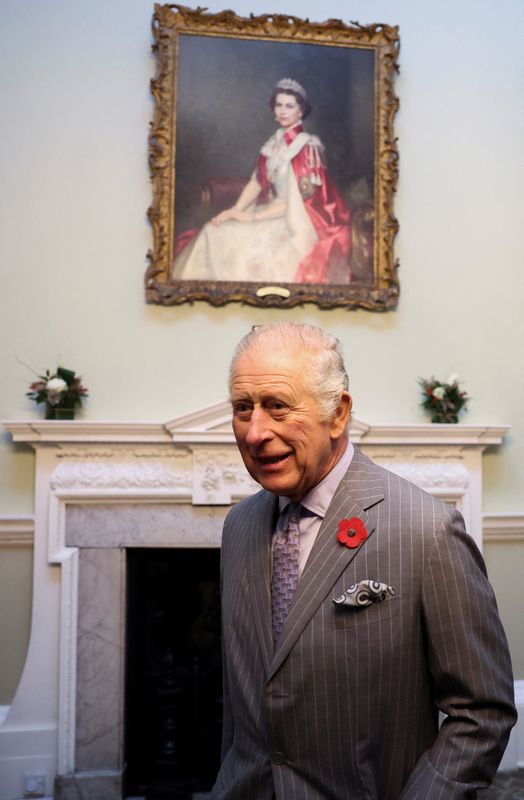 &copy; Reuters. الملك تشارلز في دونكاستر ببريطانيا يوم التاسع من نوفمبر تشرين الثاني 2022. صورة من ممثل لوكالات الأنباء. 
