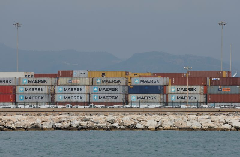 &copy; Reuters. FILE PHOTO: Containers are seen in a port in Malaga, Spain, April 28, 2022. REUTERS/Jon Nazca