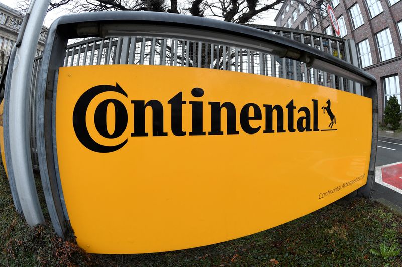 &copy; Reuters. FILE PHOTO: Logo of German tyre company Continental is pictured before the annual news conference in Hanover, Germany, March 9, 2021. REUTERS/Fabian Bimmer