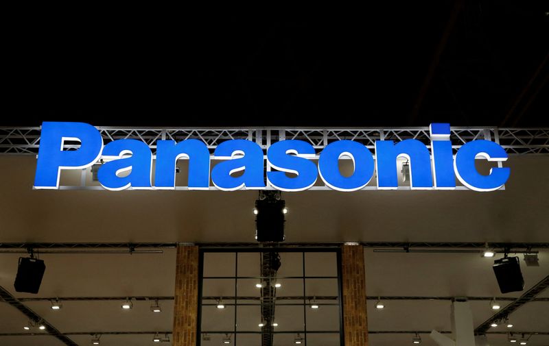 &copy; Reuters. FILE PHOTO: A logo of Panasonic Corp is pictured at the CEATEC JAPAN 2017 (Combined Exhibition of Advanced Technologies) at the Makuhari Messe in Chiba, Japan, October 2, 2017.   REUTERS/Toru Hanai/File Photo/File Photo