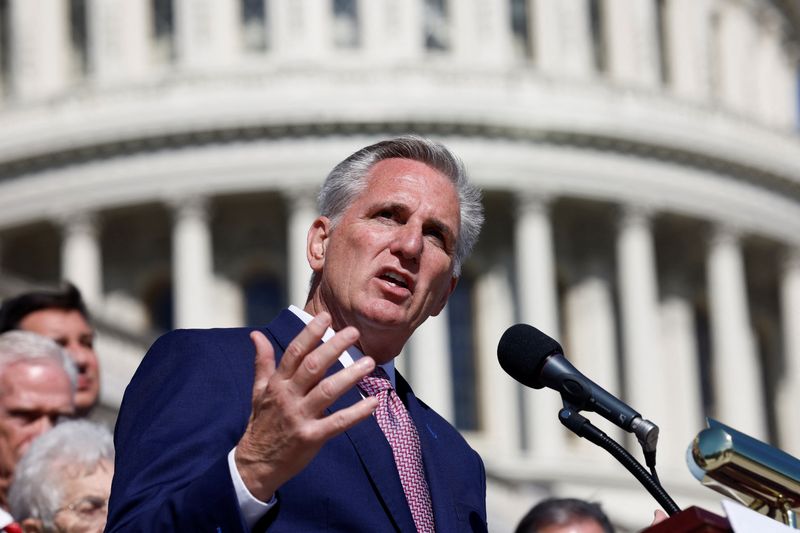 © Reuters. House Minority Leader Kevin McCarthy (R-CA) speaks during a news conference about the House Republicans 