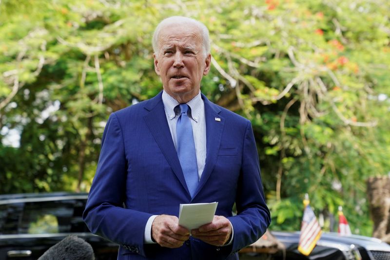 &copy; Reuters. Il presidente degli Stati Uniti Joe Biden durante un discorso a Bali, in Indonesia. REUTERS/Kevin Lamarque