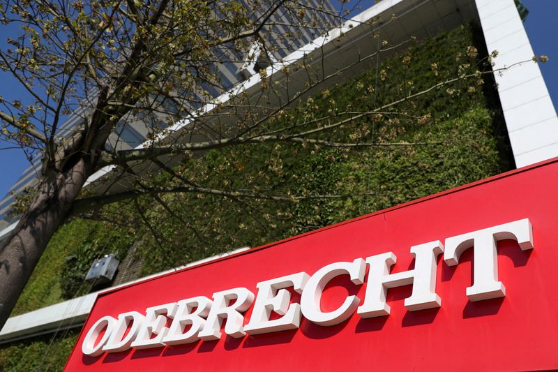 &copy; Reuters. FILE PHOTO: The corporate logo of the Odebrecht SA construction conglomerate is pictured at its headquarters in Sao Paulo, Brazil, July 29, 2019. REUTERS/Amanda Perobelli/File Photo