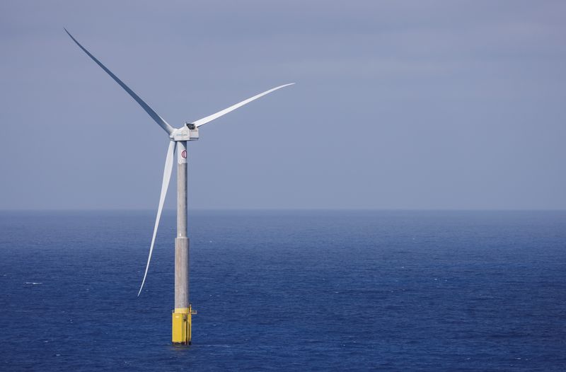 &copy; Reuters. FILE PHOTO: An offshore wind turbine of the Siemens Gamesa company is seen from the Telde coast on the island of Gran Canaria, Spain, May 2, 2022. Picture taken May 2, 2022. REUTERS/Borja Suarez