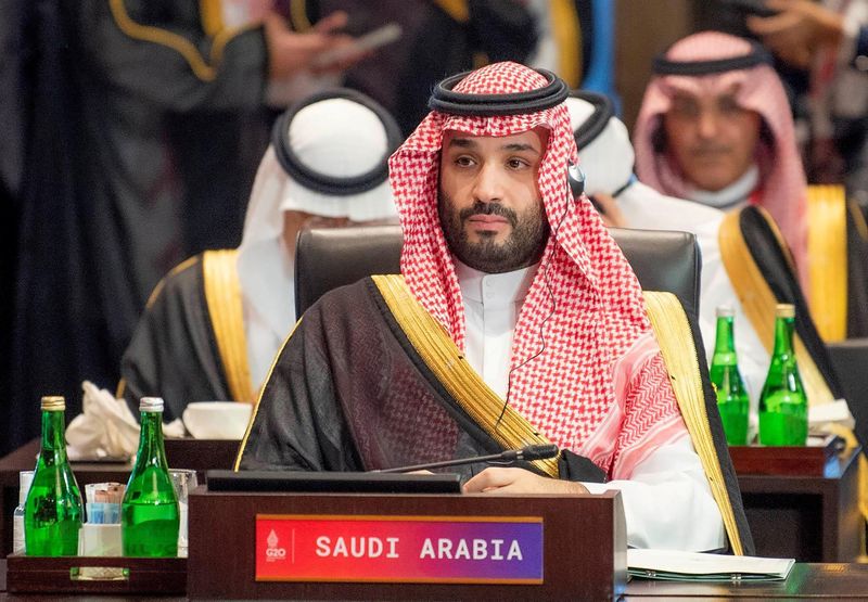 &copy; Reuters. ولي العهد السعودي الأمير محمد بن سلمان في بالي بإندونيسيا يوم 15 نوفمبر تشرين الثاني 2022. صورة من وكالة الأنباء السعودية.