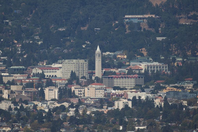 &copy; Reuters. FILE PHOTO: The Sather Tower at the University of California, Berkeley, is seen from Oakland, California, U.S., October 5, 2017. REUTERS/Stephen Lam/File Photo