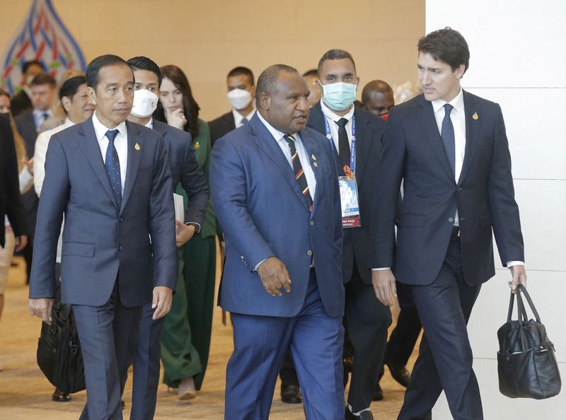 &copy; Reuters. Des dirigeants mondiaux arrivent pour le sommet APEC 2022 à Bangkok, en Thaïlande. /Photo prise le 18 novembre 2022/REUTERS/Diego Azubel
