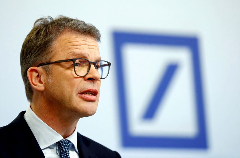 &copy; Reuters. FILE PHOTO: Christian Sewing, CEO of Deutsche Bank AG in Frankfurt, Germany January 30, 2020. REUTERS/Ralph Orlowski