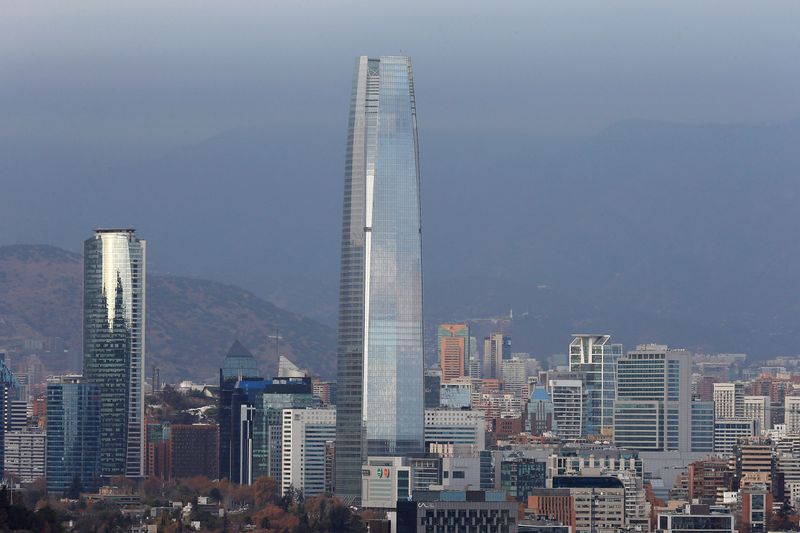 © Reuters. Vista panorâmica de Santiago, Chile
06/2019
REUTERS/Rodrigo Garrido